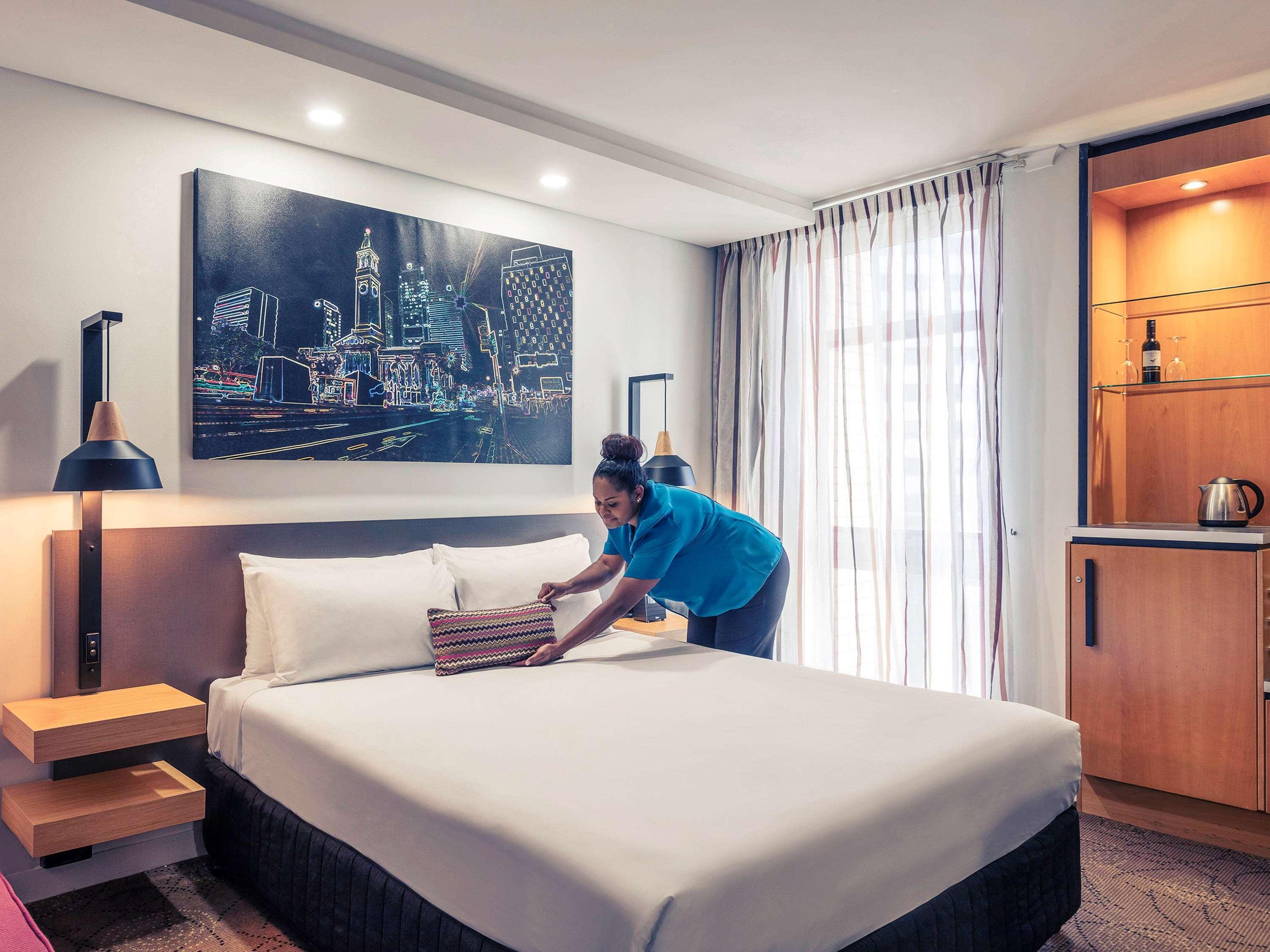 Mercure Brisbane King George Square Экстерьер фото