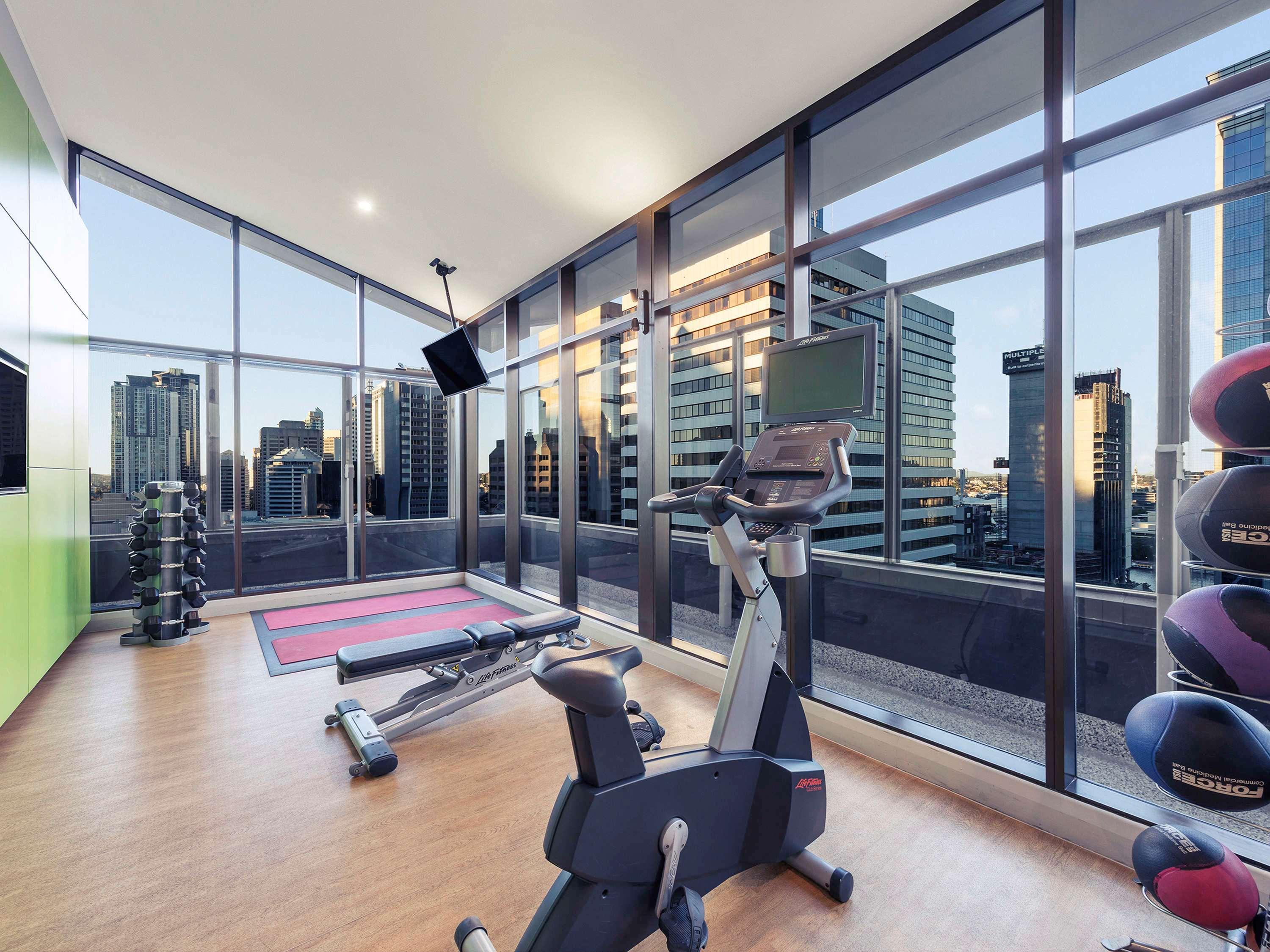 Mercure Brisbane King George Square Экстерьер фото
