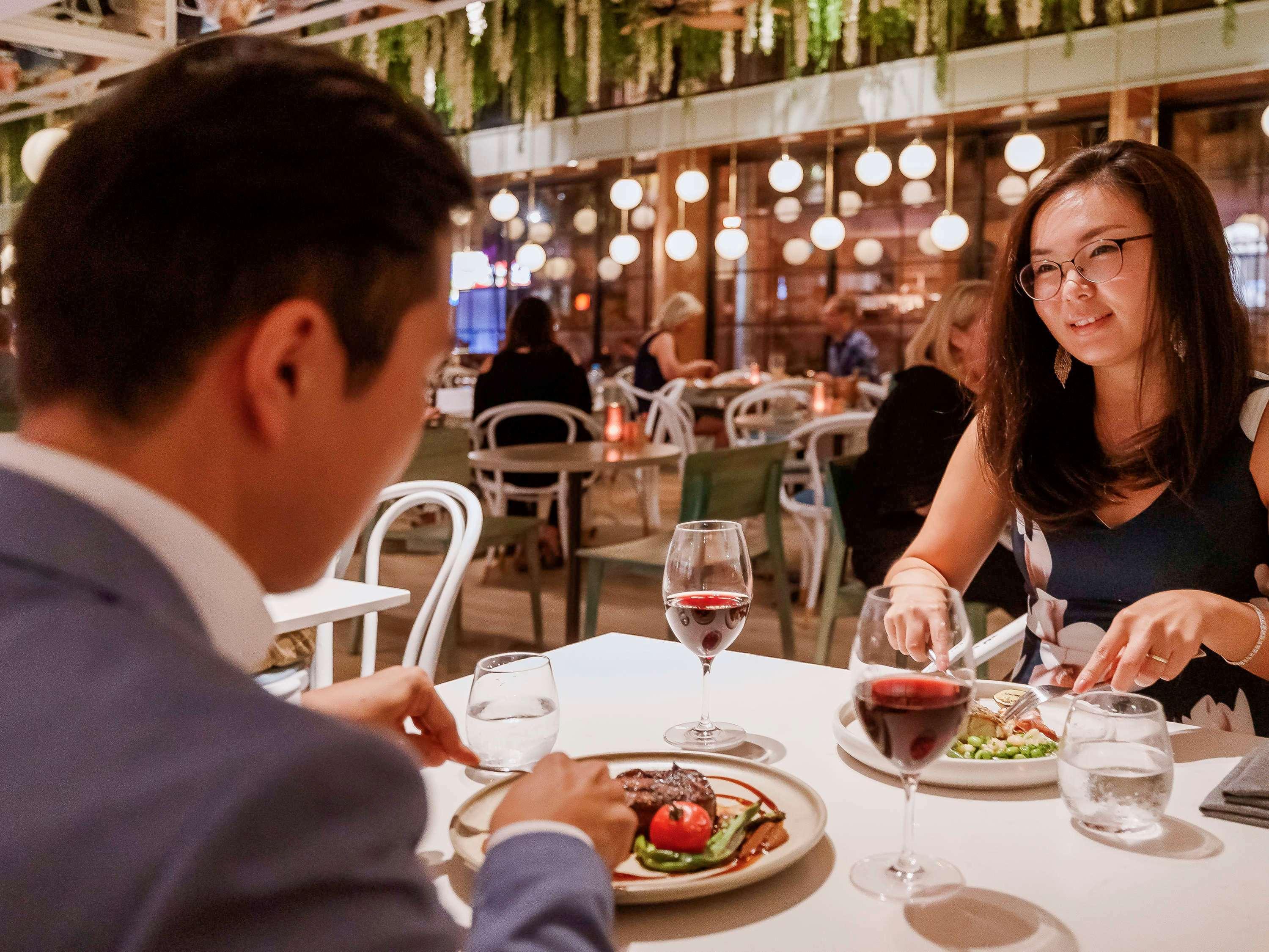 Mercure Brisbane King George Square Экстерьер фото