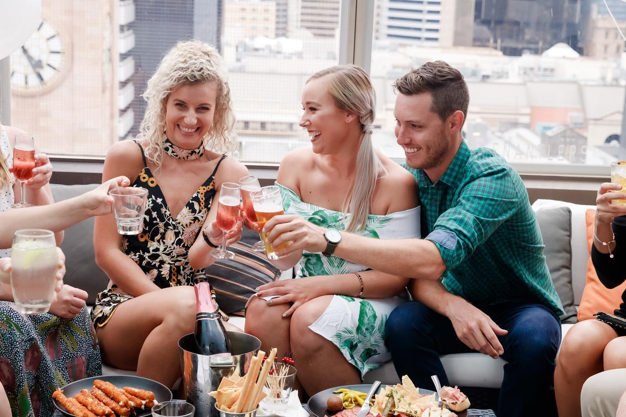 Mercure Brisbane King George Square Экстерьер фото